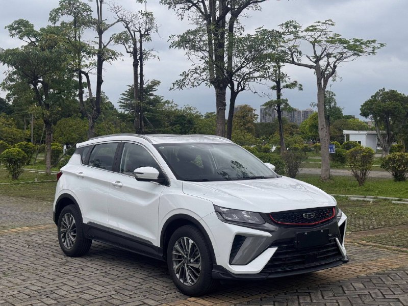 Geely Coolray 2021
