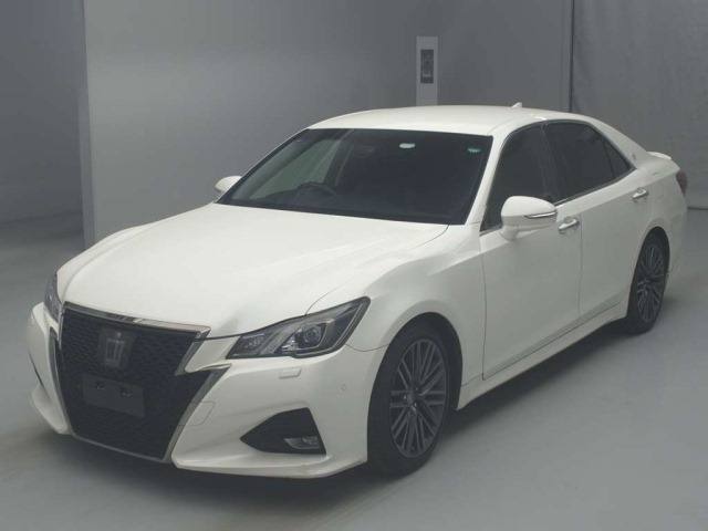 Toyota Crown 2015