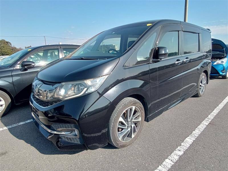 Honda StepWagon 2015