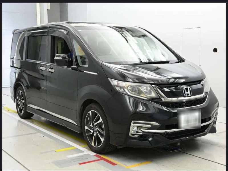 Honda StepWagon 2016