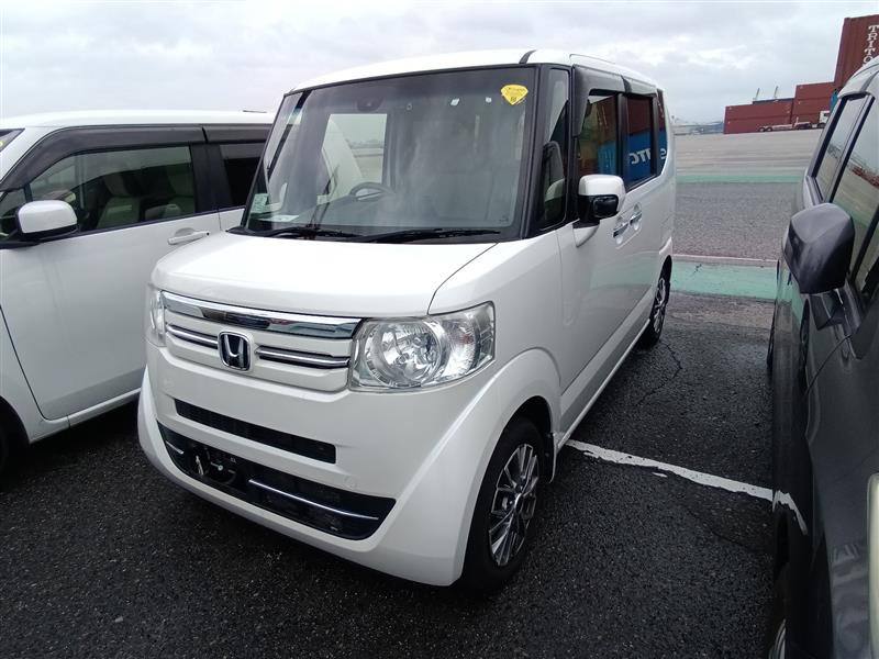 Honda N-BOX 2017