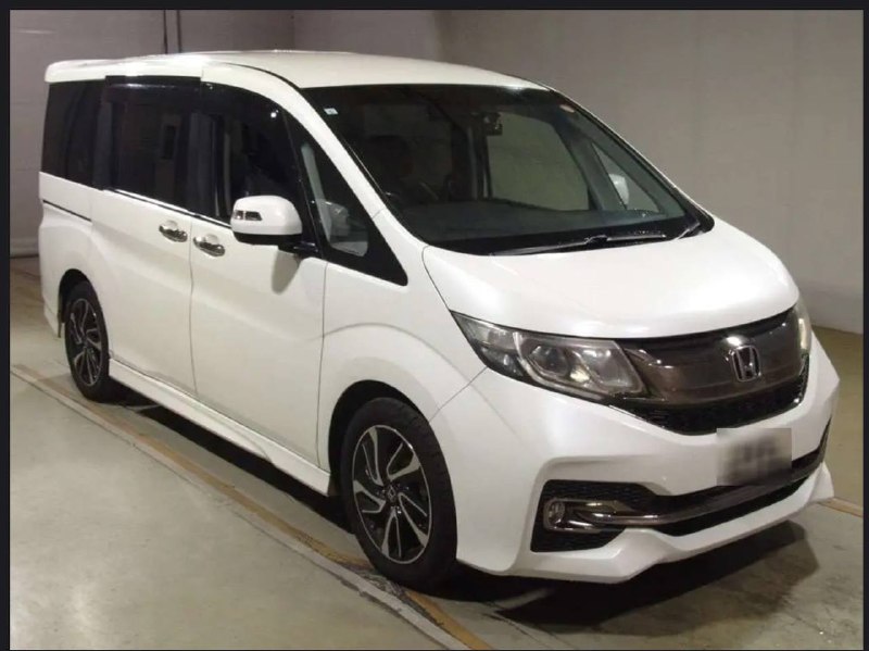 Honda StepWagon 2015