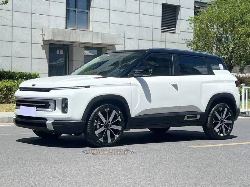 Geely Icon 2022