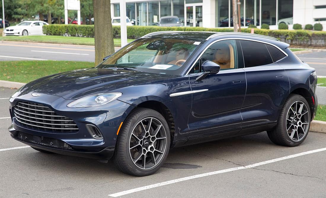 Aston Martin DBX, 2020–н. в.