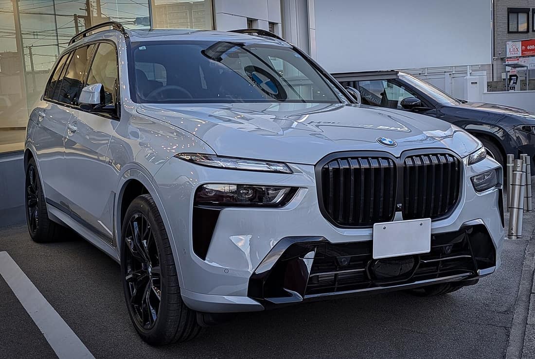 BMW X7