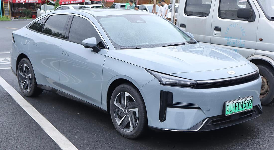 Geely Galaxy L6, 2023–н. в.