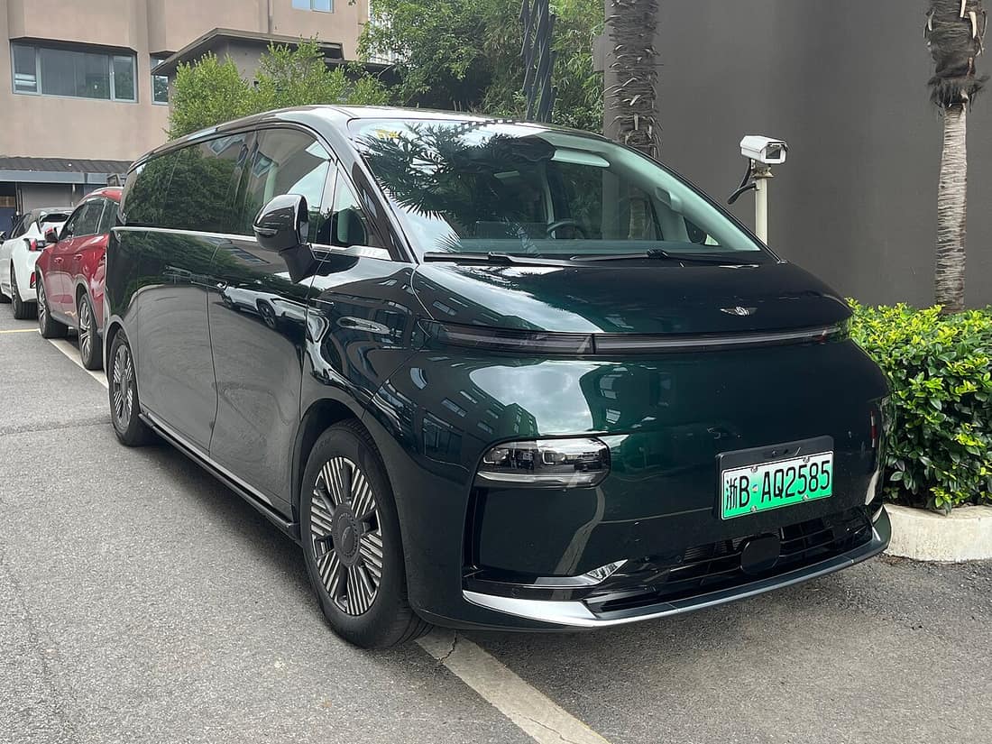 Geely Galaxy V900