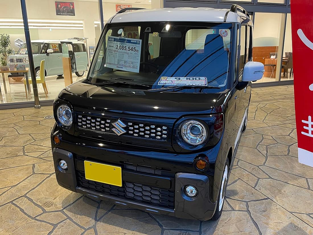 Suzuki Spacia