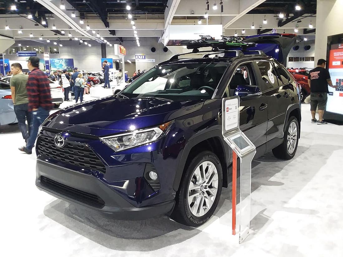 Toyota RAV4, 2018–н. в.